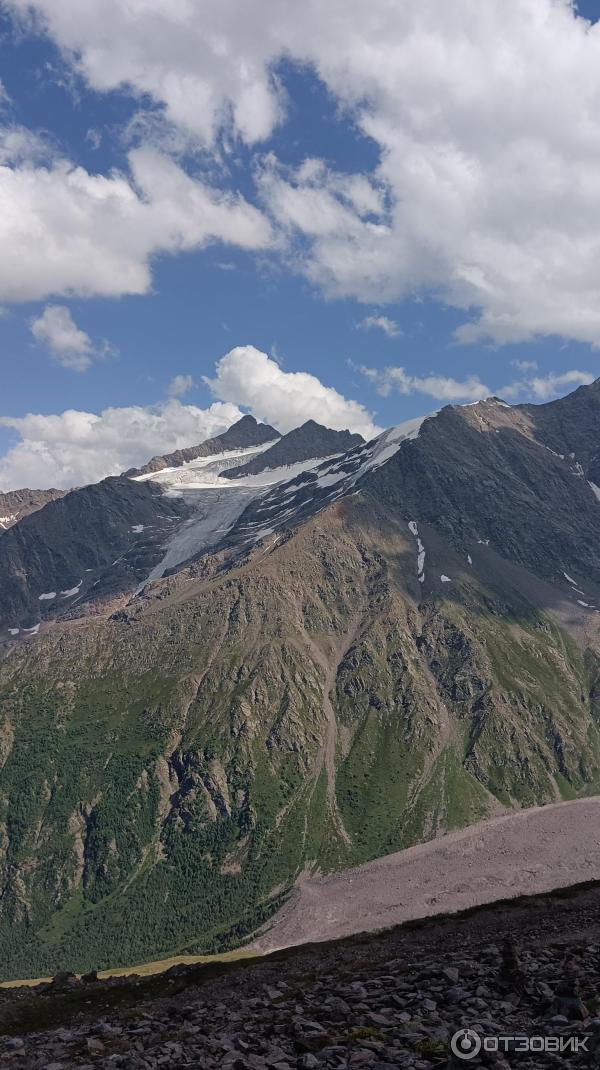 Канатная дорога на горе Чегет (Россия, Кабардино-Балкария) фото