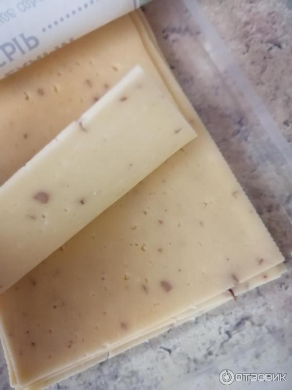 Отзыв о Сыр Бобровский сыродельный завод с грецким орехом | Вкусный сыр