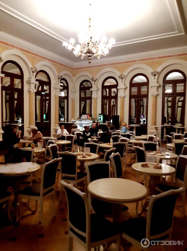 Буфет в театре