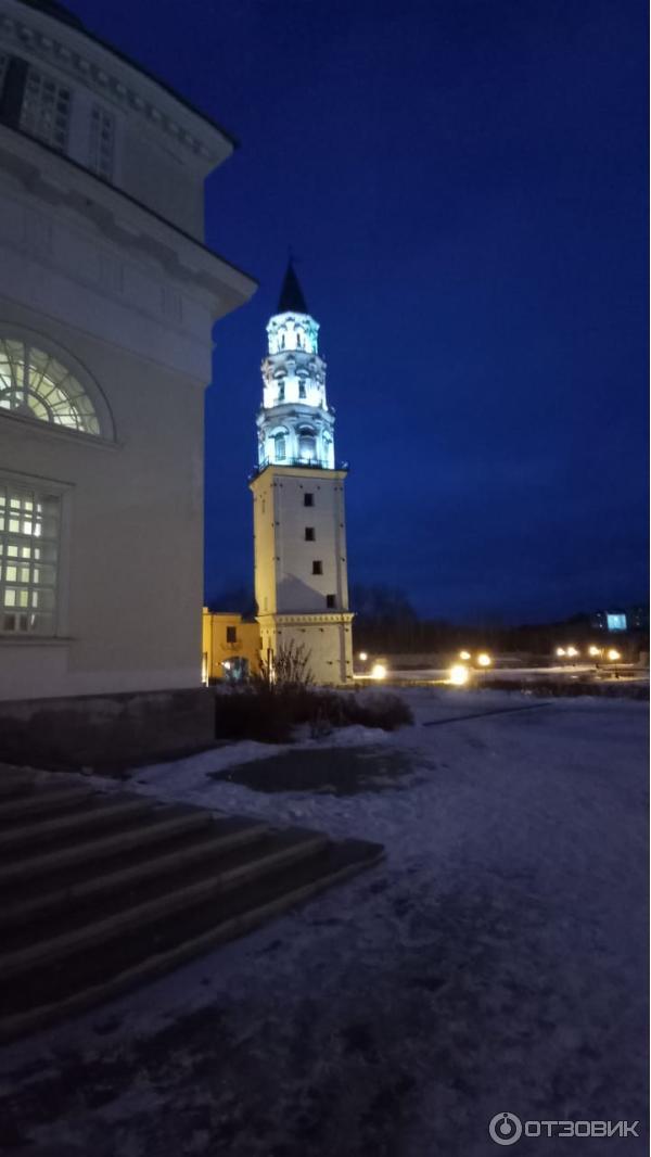 Наклонная башня Демидовых (Россия, Невьянск) фото